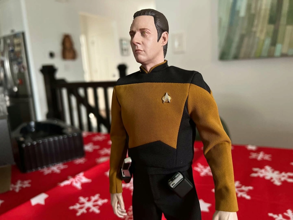 Exo-6 : Star Trek The Next Generation - Lieutenant Commander Data 1/6 Scale 41845111
