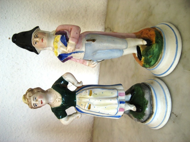 figurines MAUGER et LETU  l'Isle Adam Carafe46