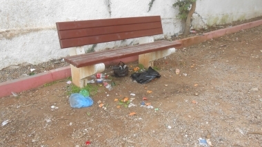 Le parc Hassan II, poubelle de la ville ? Dscn4412