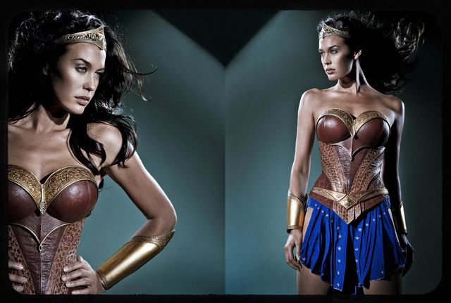 This is how George Miller's Wonder Woman would have looked like... 02kenn10