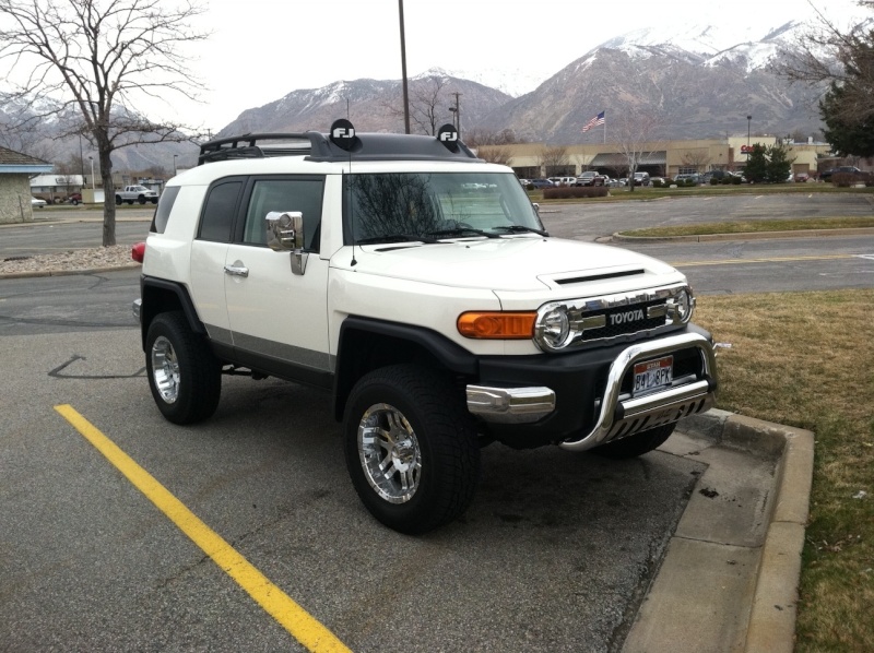 Saw this FJ in Ogden!  Pretty cool looking. Photo12
