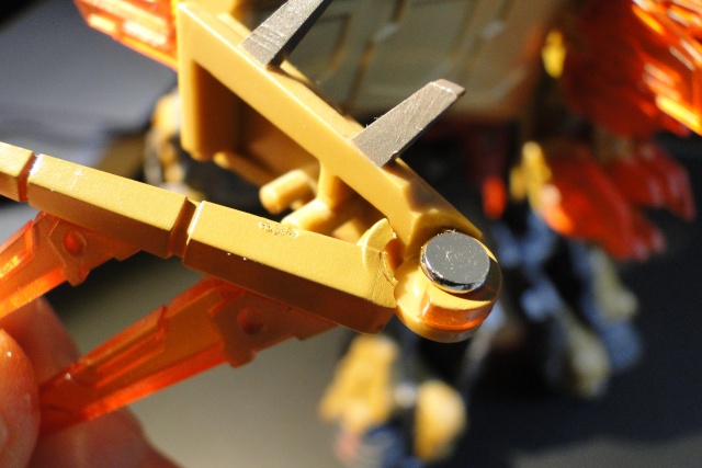 Avez-vous déjà cassé un Transformers? - Page 5 Dsc06510