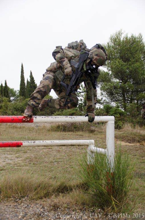 Armée Française / French Armed Forces - Page 27 1725