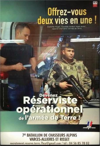 Armée Française / French Armed Forces - Page 26 985