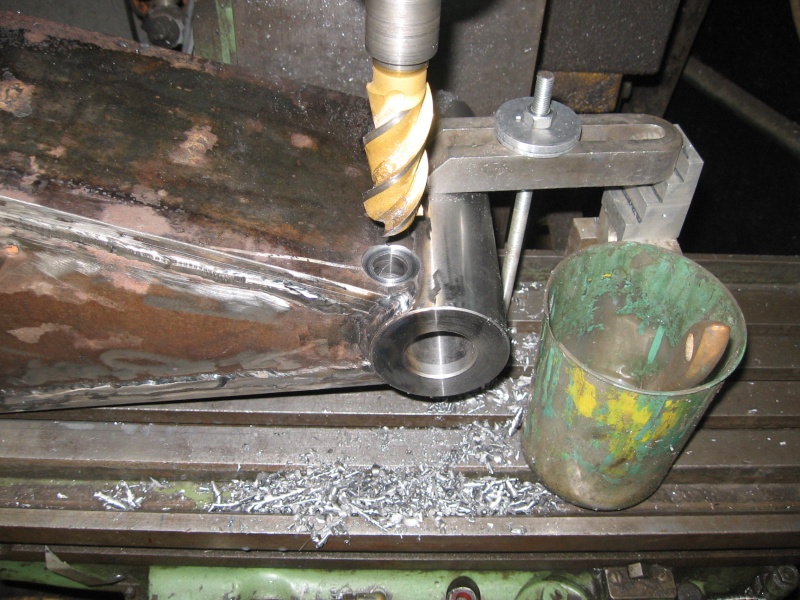fabrication tour a bois - Page 2 Tour_a18