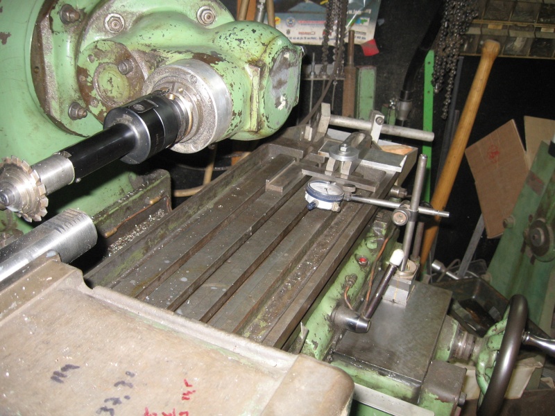 fabrication tour a bois - Page 2 Tour_a24