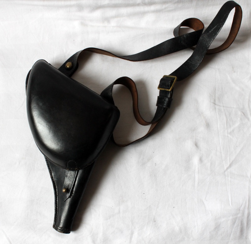 Les etuis du revolver modele 1873/74 et 1892 (etui-jambon) Img_0014