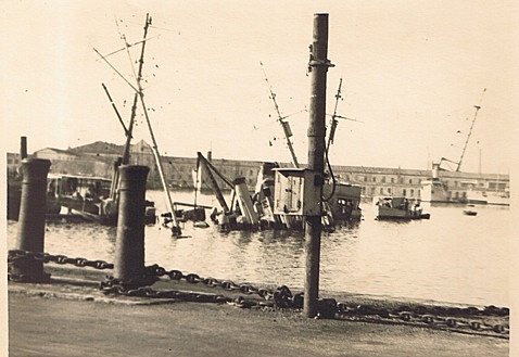 Sabordage de Toulon en photos - Page 2 1942_151