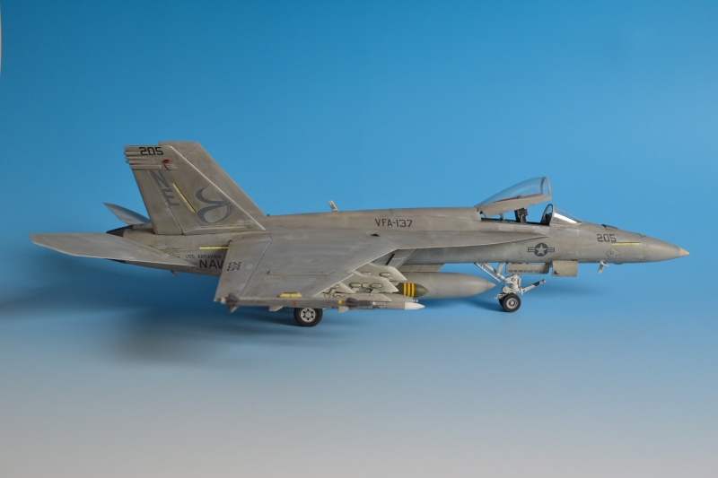 A-4E Skyhawk (Trumpeter) in 1:32 & F/A 18 E Super Hornet (Revell) 1:48 - Seite 2 Dsc_0020