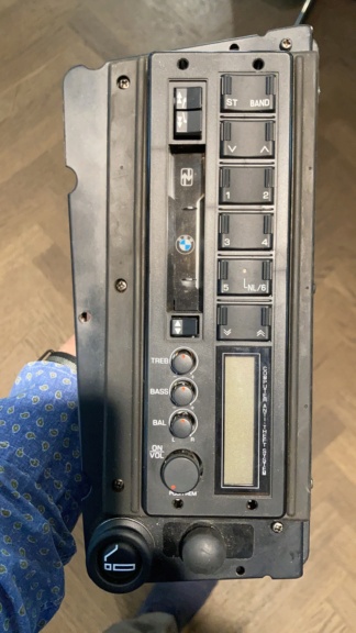 Cablage (connectique) autoradio d'origine 880b3710