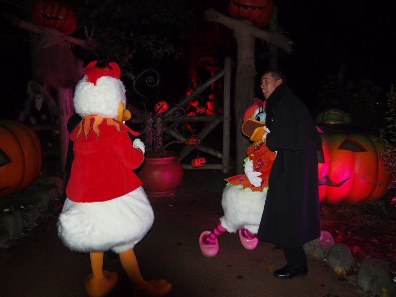 Halloween 2015 Once Upon A Time débarque à Disneyland ! - Page 2 4310