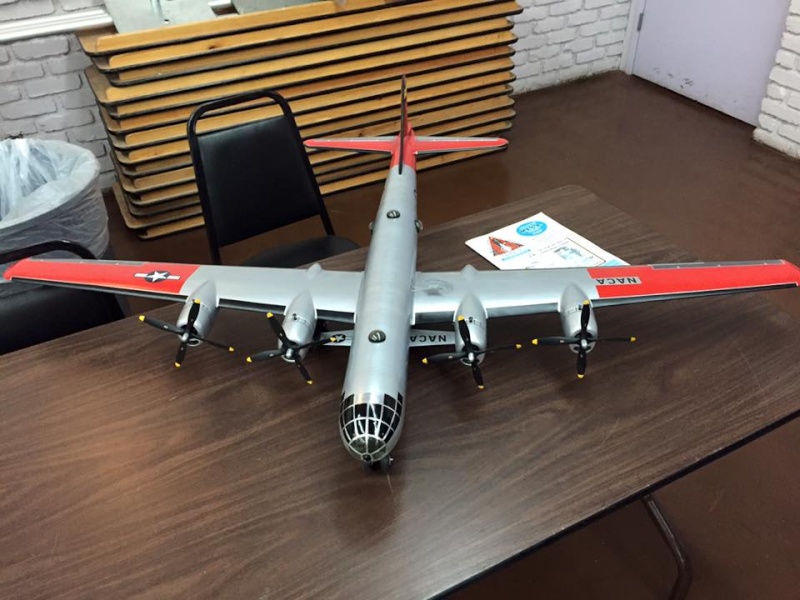 C/L B-29 model Guillo11