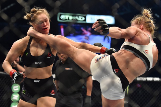 Résultat du match Holm vs. Rousey d'UFC 193 ! [Spoiler UFC 193] 10885310