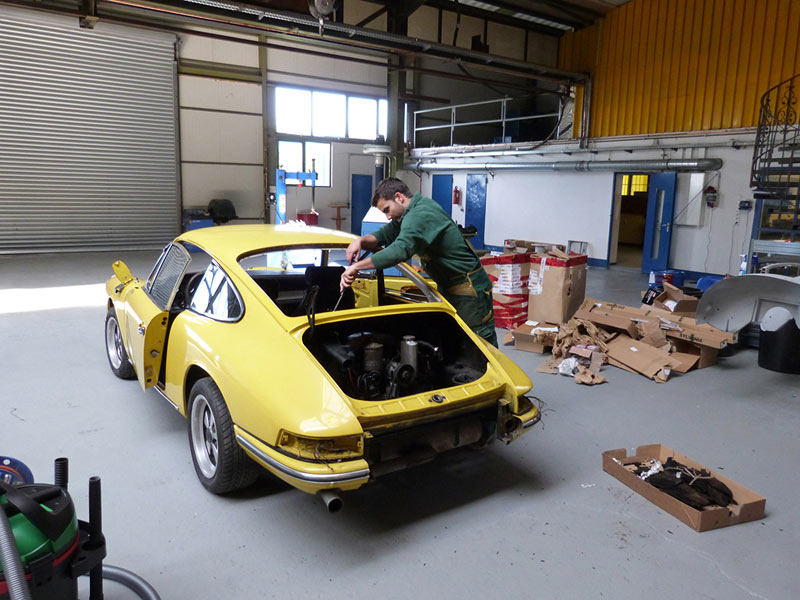 Photos de Porsche à restaurer - Page 6 Projek10