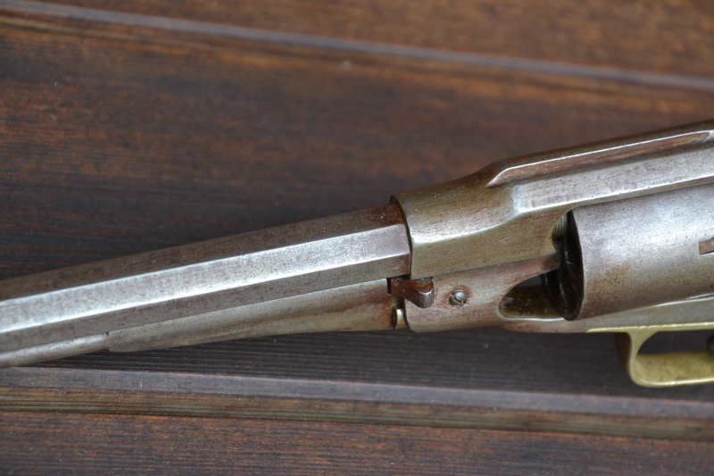 Investigations autour de mon Colt 1860 Army Euroarms N° de série 2204 Dsc_0010
