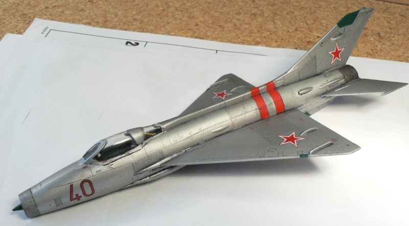 [Revell/Bilek] Mig-21 F-13 Fishbed C - Page 2 8-410
