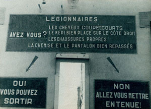 1962 : L'ADIEU DE LA LEGION A BEL ABBES Miroir10