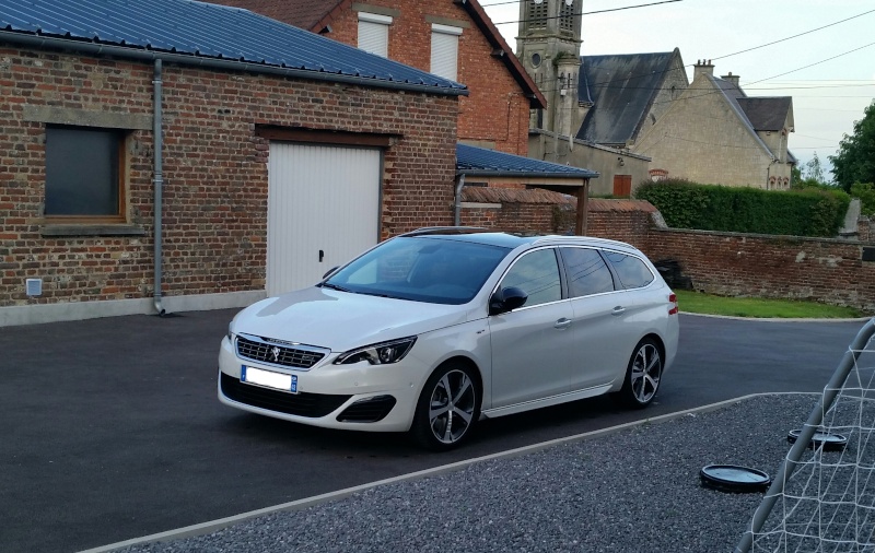 Présentation et Photos de votre Voiture "Peugeot" 30810