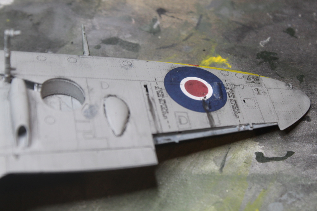 *1/48e     Spitfire MkV B Late       Eduard  - Page 6 Img_0084