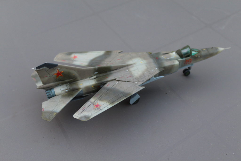 (KALEIDOSCOPE) Mikoyan-Gourevitch MiG-23/27 FLOGGER (Toutes versions, tous pays, toutes échelles) Img_0193
