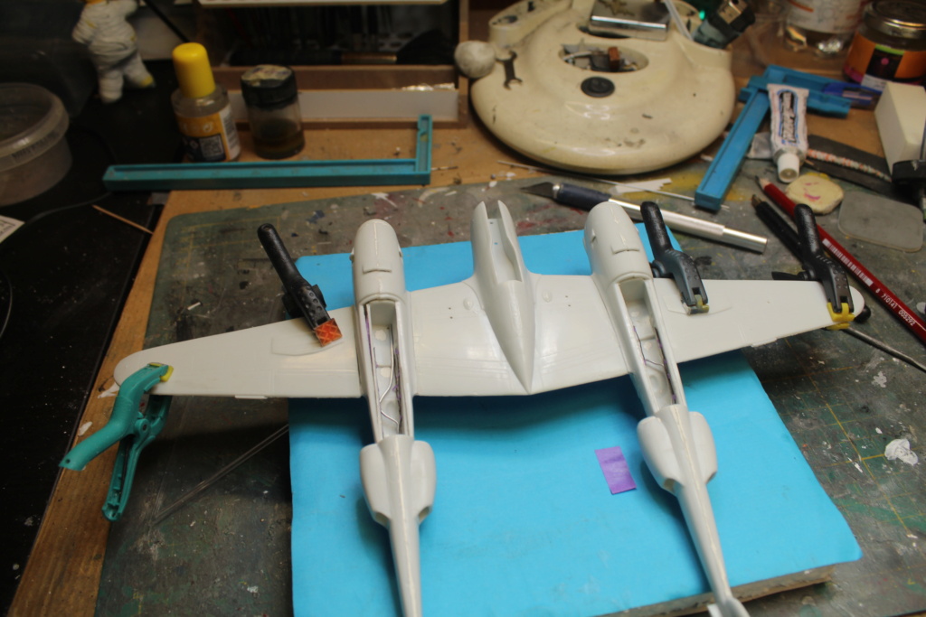  1/48     P-38 Arkansas express     Minicraft - Page 7 Img_5211