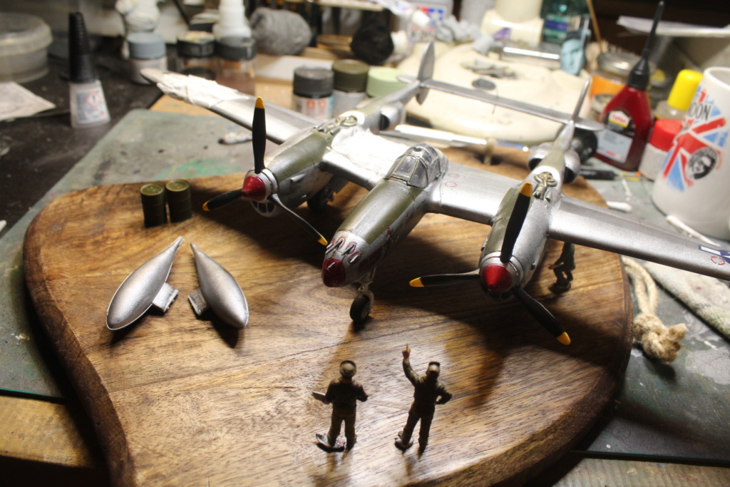 1/48 P-38 Arkansas express Minicraft - Page 13 Img_5973