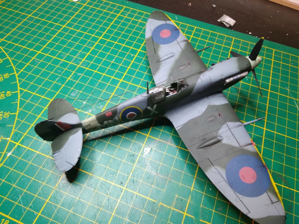 *1/48e Spitfire MkV B Late Eduard - Page 6 Thumbn11