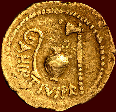 Julius Caesar. Aureus or, 46 av. J.-C..  33979d10