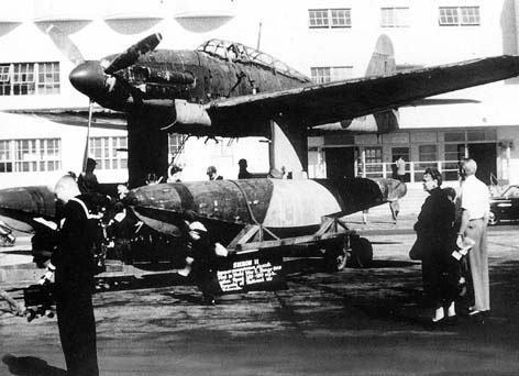 Sous-Marin Japonais porte aéronef - Type B1 - WW II - Documentations & Liens Aichi-10
