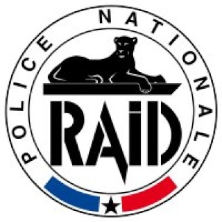 Assaut à Saint-Denis : Diesel, la chienne des policiers du RAID tuée.. Raid11