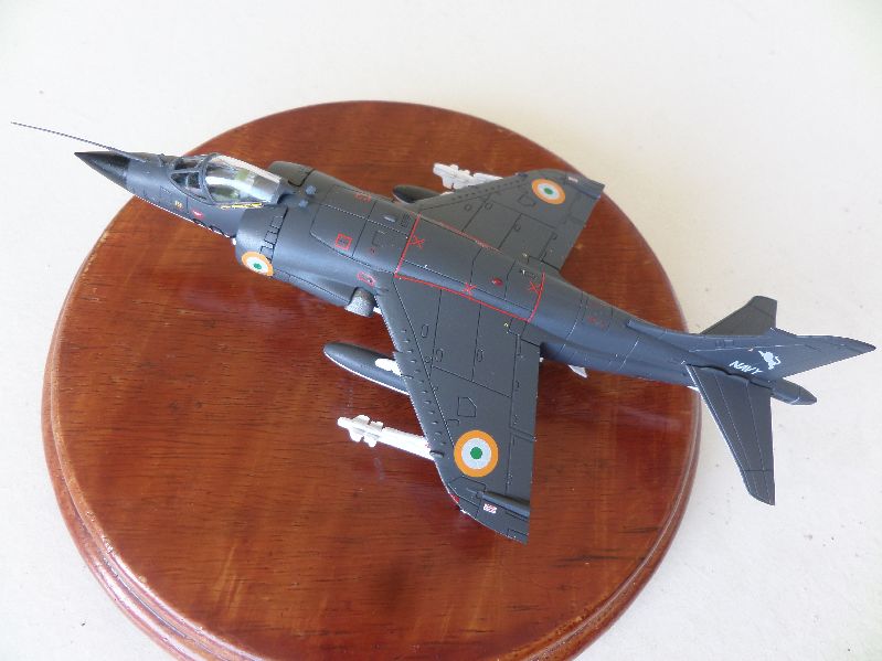 [airfix]  Sea Harrier FrsmkI Sea_ha13