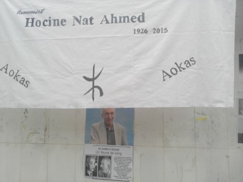 La population d’Aokas rend hommage à feu Hocine Ait Ahmed 110