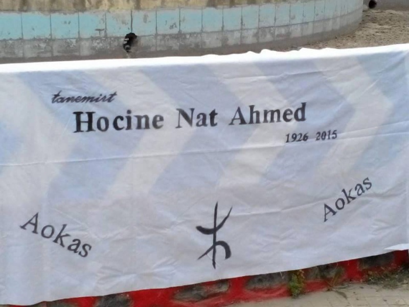 La population d’Aokas rend hommage à feu Hocine Ait Ahmed 111