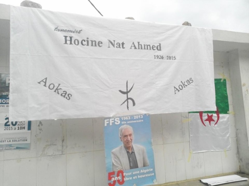 La population d’Aokas rend hommage à feu Hocine Ait Ahmed 210