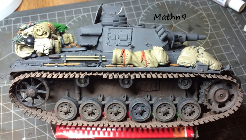 Panzer III ausf N + Accessoires Black dog [1/35 Dragon] -Terminé- Img_0311