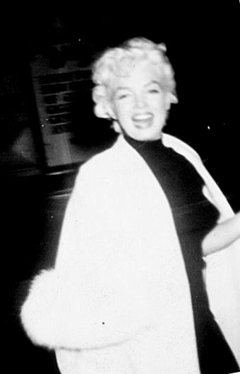 Marilyn Monroe - Page 21 Tumblr57