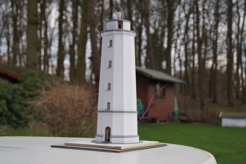 Fertig -  Der Leuchtturm Dornbusch auf Hiddensee in 1 : 72 gebaut von guennie - Seite 3 Dsc04673