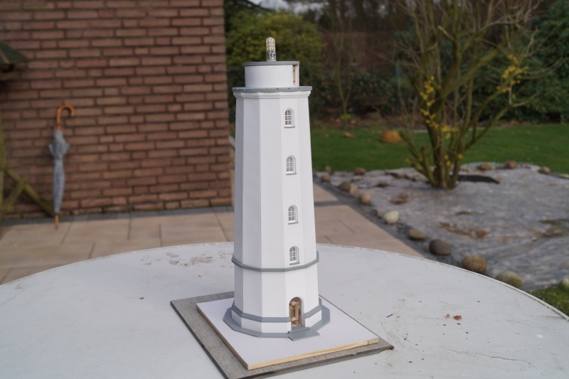 Fertig -  Der Leuchtturm Dornbusch auf Hiddensee in 1 : 72 gebaut von guennie - Seite 3 Dsc04674