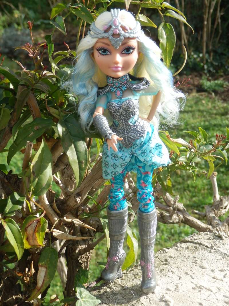 Les Ever After High de Kaoru ^^ Dragon11