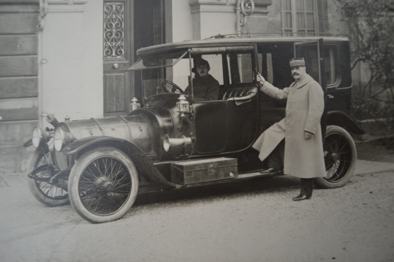 Le Général Berdoulat devant une Brewster Town Car - châssis Delaunay-Bellevlle F Dsc_1910