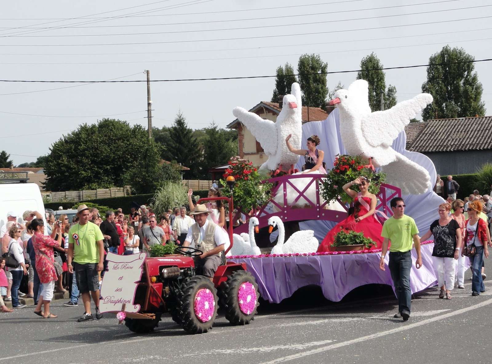 Corsos fleuris, défilés, cavalcades, chars et tracteurs décorés Comice21