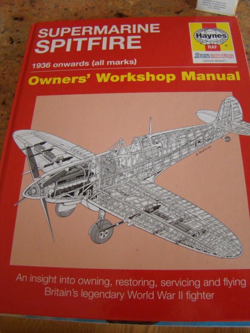 Spitfire Mk. IIa Revell 1/32 [Loic]  Dsc01115