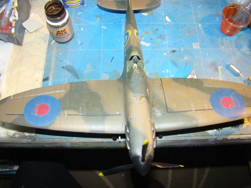 Spitfire Mk. IIa Revell 1/32 [Loic]  - Page 7 Dsc01642