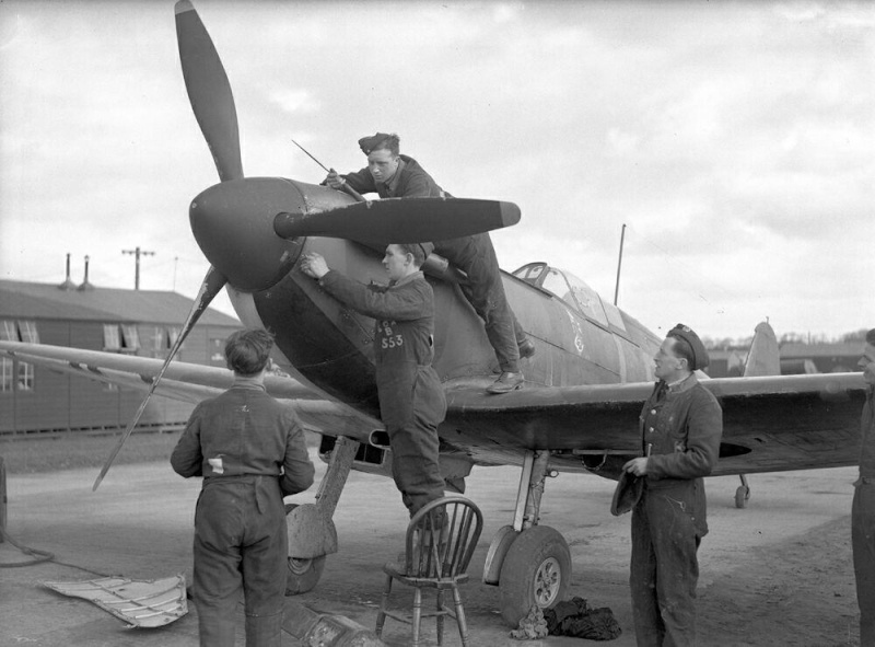 Spitfire Mk. IIa Revell 1/32 [Loic]  - Page 5 Image59
