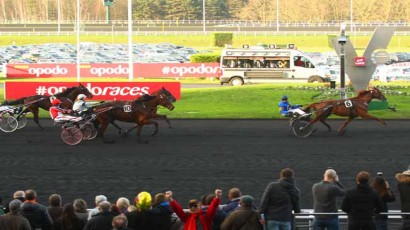 Vincennes -Concours -Prix Ténor de Baune -Dimanche 27/12/15 B3212310