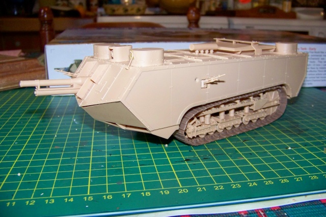 1/35 St Chamond Hobby Boss 100_0127