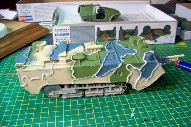 1/35 St Chamond Hobby Boss 100_0185