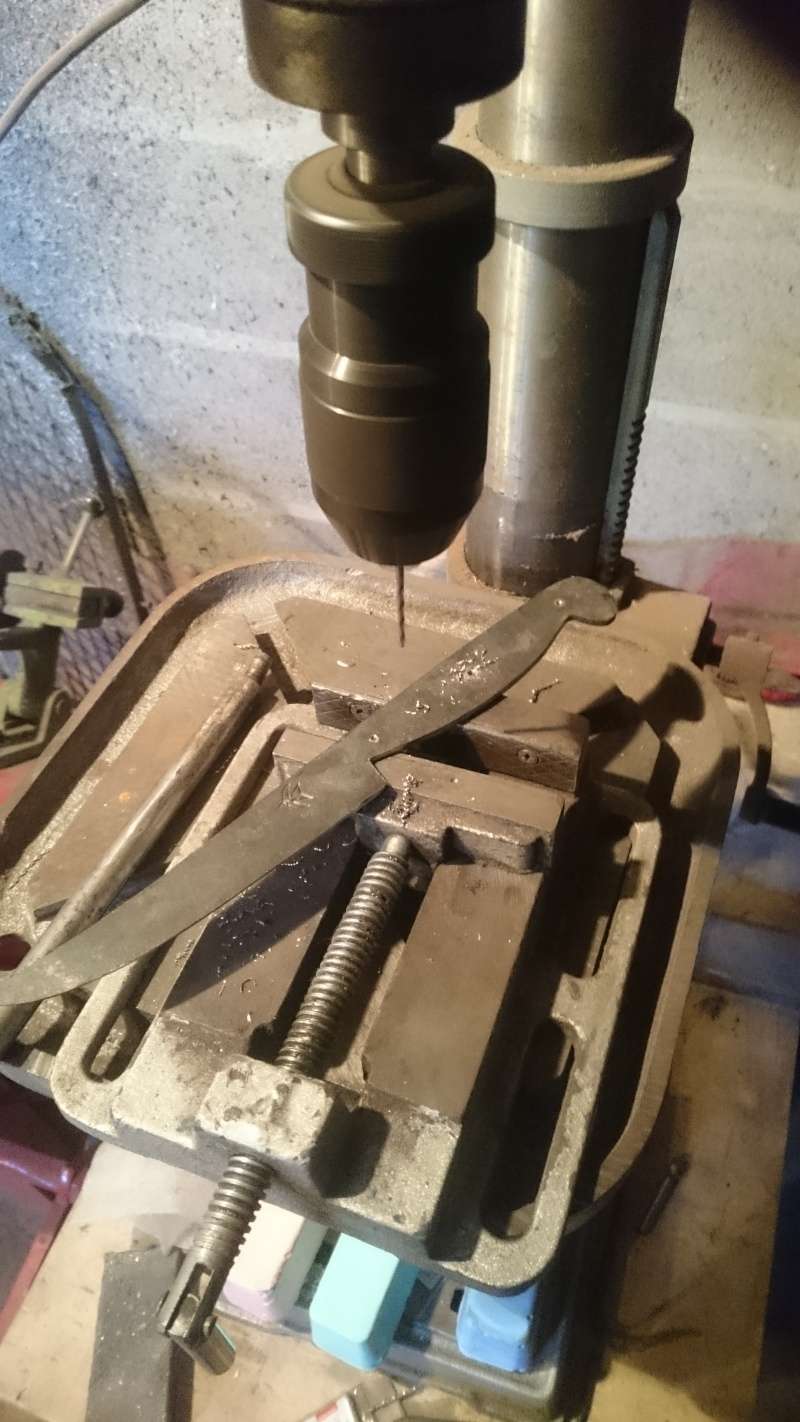 fabrication de deux couteaux à désosser  Dsc_0123