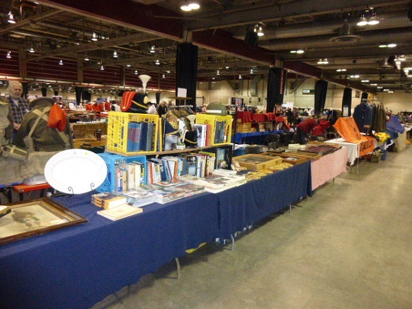 Calgary Easter Gun and Militaria Show / Sale Easter10