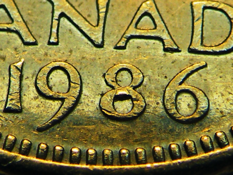 1986 - Éclat de Coin "8" et Griffe Add. (Die Chip & Extra Claw) Dscf4220